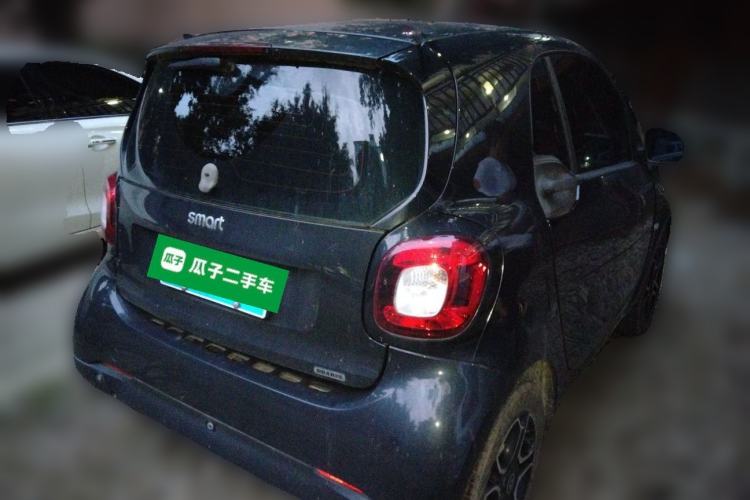 Used smart fortwo 2018 0.9T 66kW Hardtop Pioneer Edition China V Emission Standard Rear Right 45 Deg