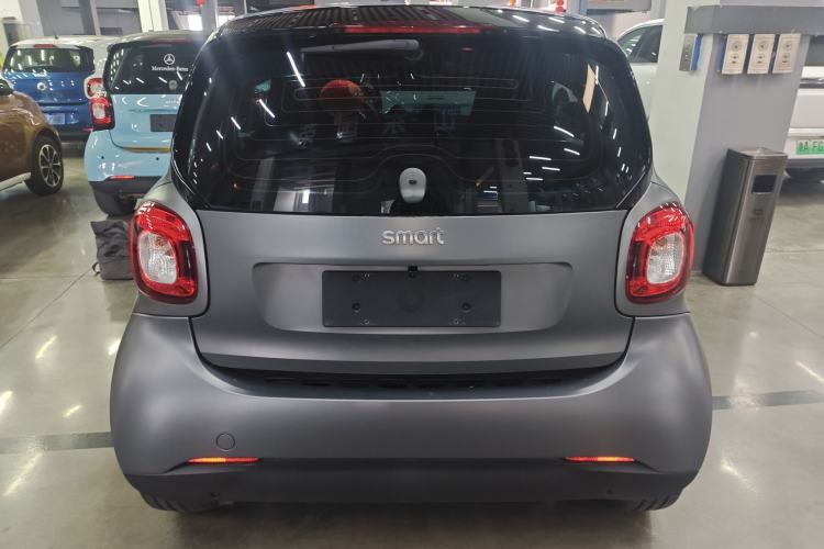 Used smart fortwo 2018 1.0L 52kW Hardtop Passion Edition China V Standard Rear