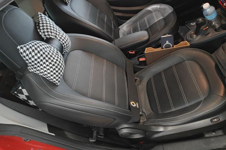 Used smart fortwo 2018 0.9T 66kW Hardtop Pioneer Edition China V Emission Standard Right Front Seat