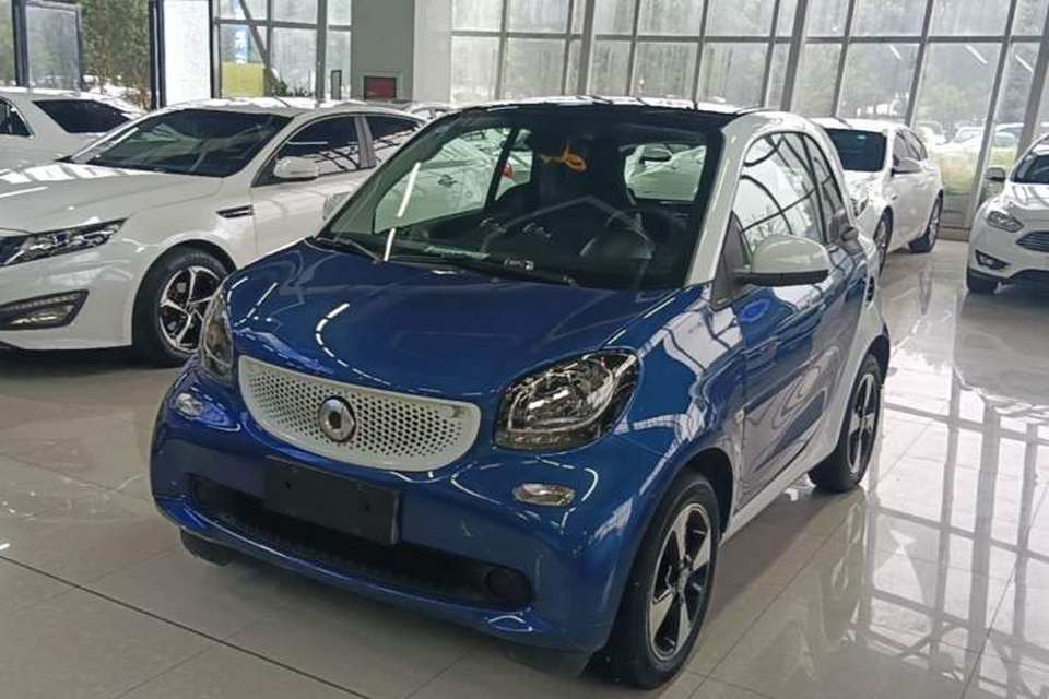 smart fortwo 2018