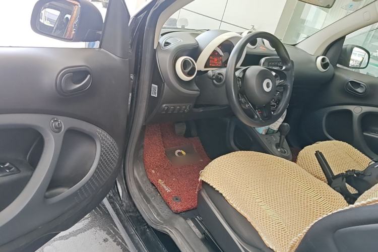 Used smart fortwo 2018 1.0L 52kW Hardtop Dynamic Version China V Driver Seat