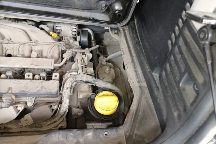 Used smart fortwo 2018 1.0L 52kW Hardtop Passion Edition China V Standard Engine Bay Left