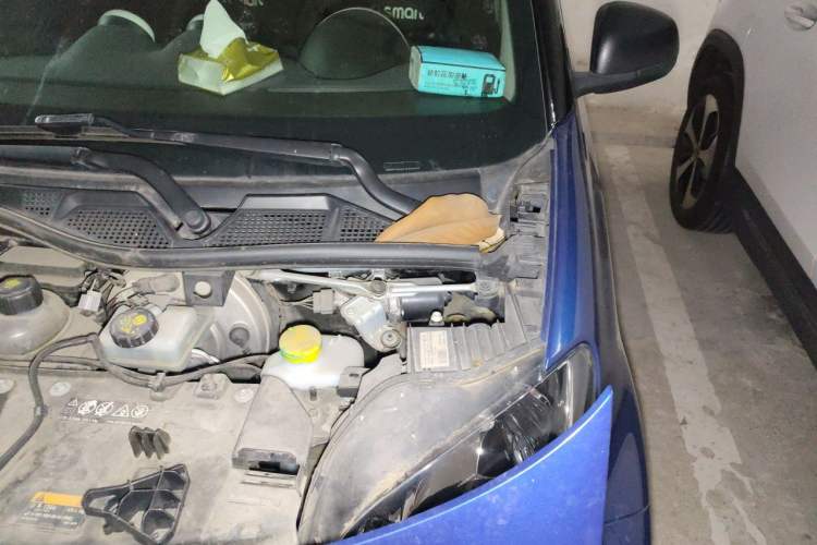Used smart fortwo 2018 1.0L 52kW Hardtop Dynamic Version China V Engine Bay Left