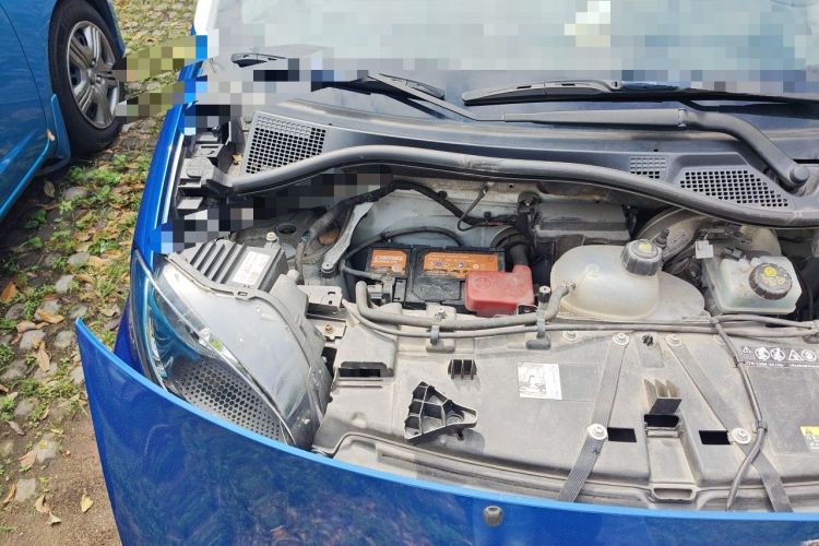 Used smart fortwo 2018 1.0L 52kW Hardtop Dynamic Version China V Engine Bay Right