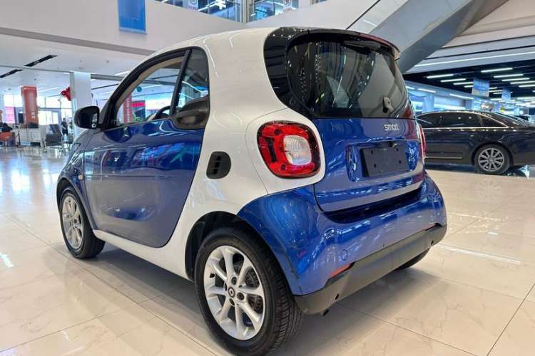 Used smart fortwo 2018 1.0L 52kW Hardtop Dynamic Version China V Exterior 2