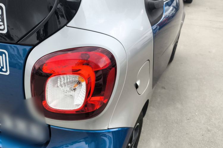 Used smart fortwo 2018 0.9T 66kW Hardtop Pioneer Edition China V Emission Standard Exterior 6