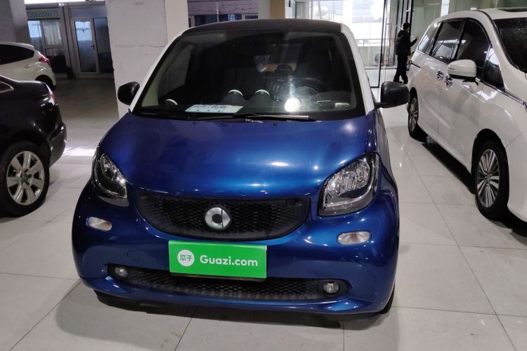 Used smart fortwo 2018 1.0L 52kW Hardtop Dynamic Version China V Front