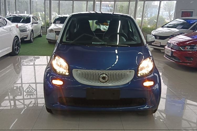 Used smart fortwo 2018 1.0L 52kW Hardtop Passion Edition China V Standard Front