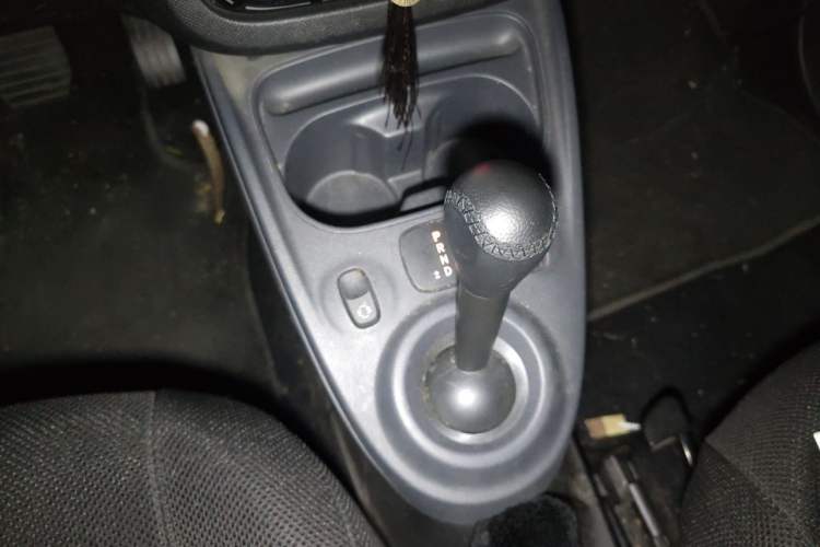 Used smart fortwo 2018 1.0L 52kW Hardtop Dynamic Version China V Gear Lever