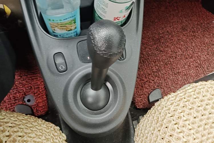 Used smart fortwo 2018 1.0L 52kW Hardtop Dynamic Version China V Gear Lever