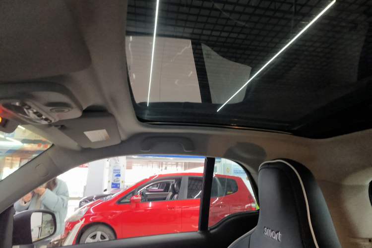 Used smart fortwo 2018 1.0L 52kW Hardtop Passion Edition China V Standard Headliner
