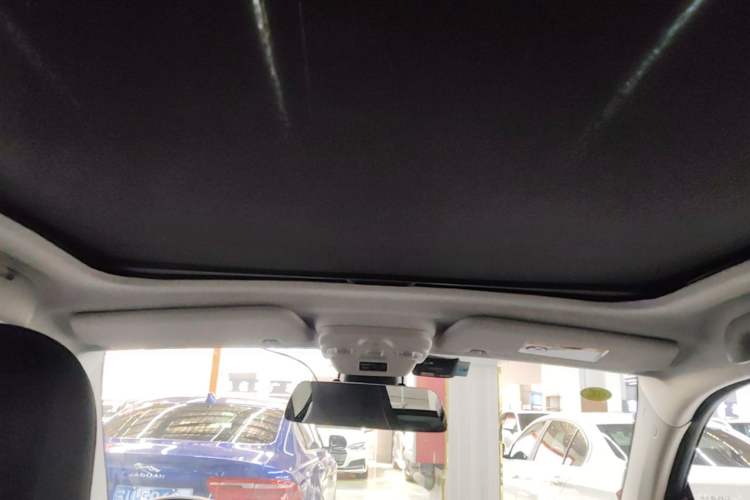 Used smart fortwo 2018 1.0L 52kW Hardtop Passion Edition China V Standard Headliner