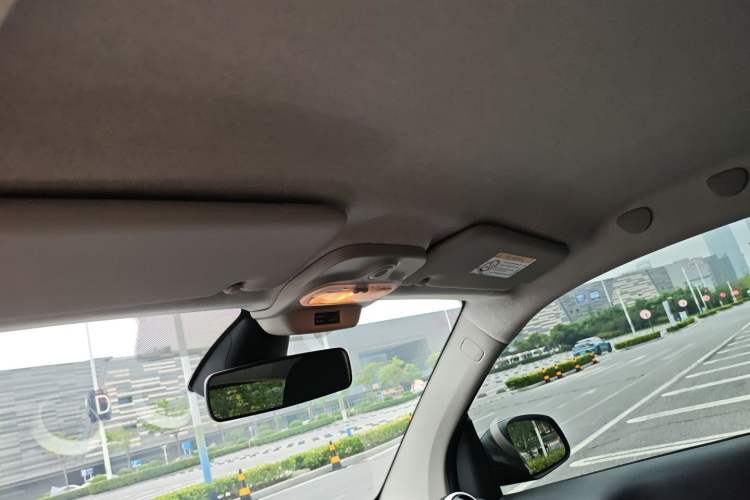 Used smart fortwo 2018 1.0L 52kW Hardtop Dynamic Version China V Headliner
