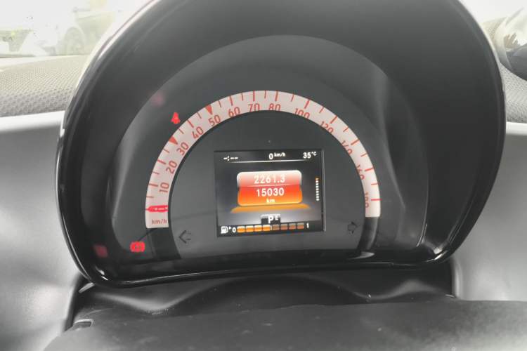 Used smart fortwo 2018 0.9T 66kW Hardtop Pioneer Edition China V Emission Standard Instrument Cluster
