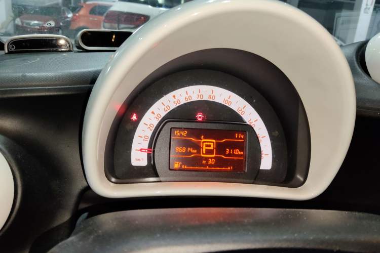 Used smart fortwo 2018 1.0L 52kW Hardtop Dynamic Version China V Instrument Cluster
