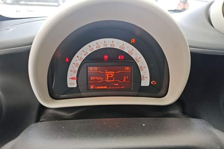 Used smart fortwo 2018 1.0L 52kW Hardtop Dynamic Version China V Instrument Cluster
