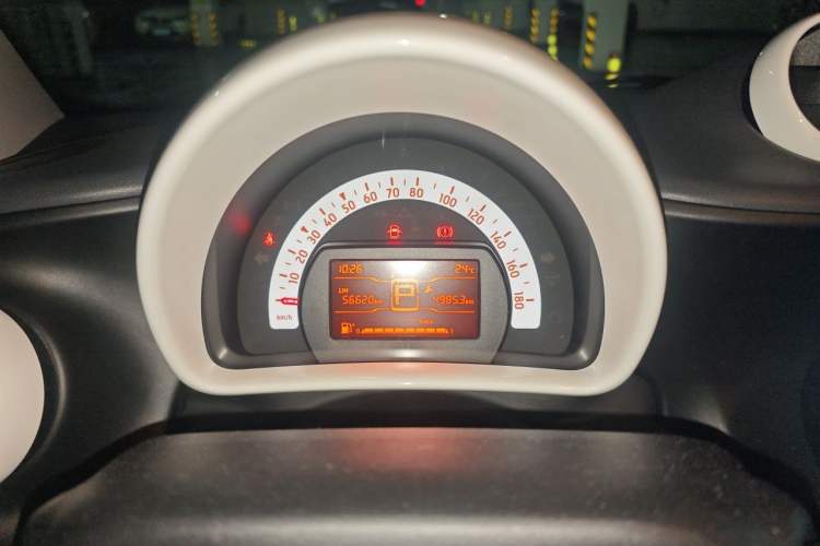 Used smart fortwo 2018 1.0L 52kW Hardtop Dynamic Version China V Instrument Cluster