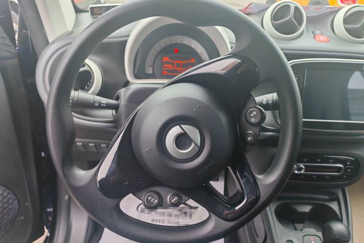 Used smart fortwo 2018 1.0L 52kW Hardtop Dynamic Version China V Interior 2