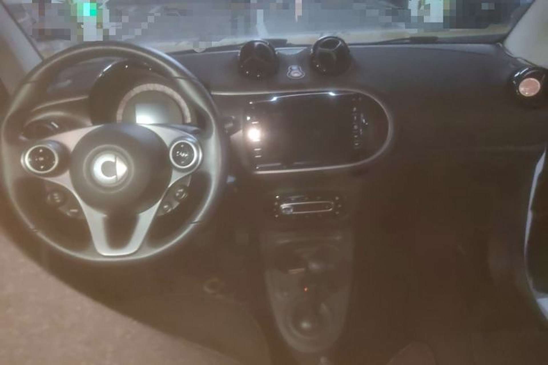 Used smart fortwo 2018 1.0L 52kW Hardtop Passion Edition China V Standard Interior 2