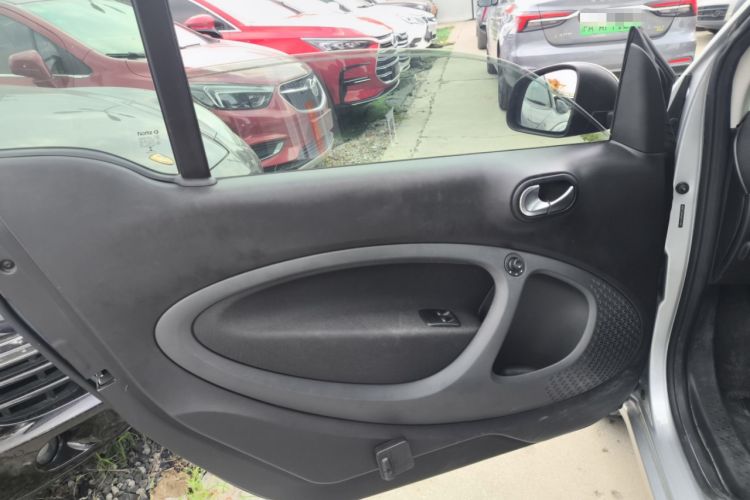 Used smart fortwo 2018 0.9T 66kW Hardtop Pioneer Edition China V Emission Standard Interior 7