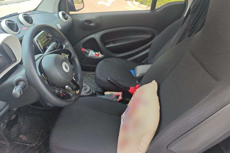 Used smart fortwo 2018 1.0L 52kW Hardtop Dynamic Version China V Left Front Seat