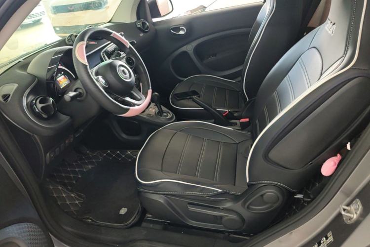 Used smart fortwo 2018 1.0L 52kW Hardtop Passion Edition China V Standard Left Front Seat