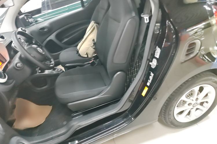 Used smart fortwo 2018 1.0L 52kW Hardtop Dynamic Version China V Left Front Seat