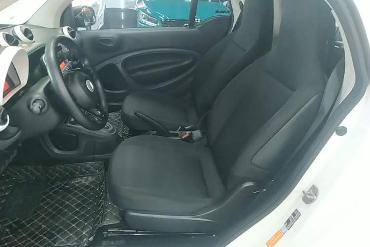 Used smart fortwo 2018 1.0L 52kW Hardtop Dynamic Version China V Left Rear Seat