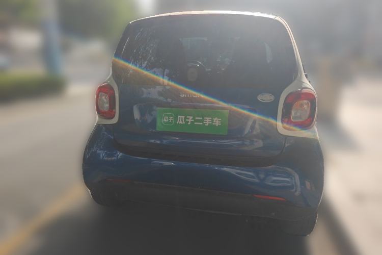 Used smart fortwo 2018 1.0L 52kW Hardtop Passion Edition China V Standard Rear