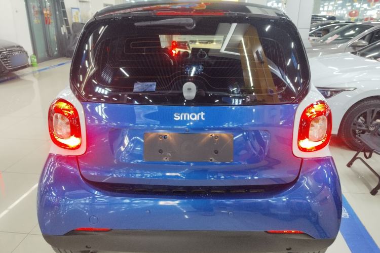 Used smart fortwo 2018 1.0L 52kW Hardtop Dynamic Version China V Rear