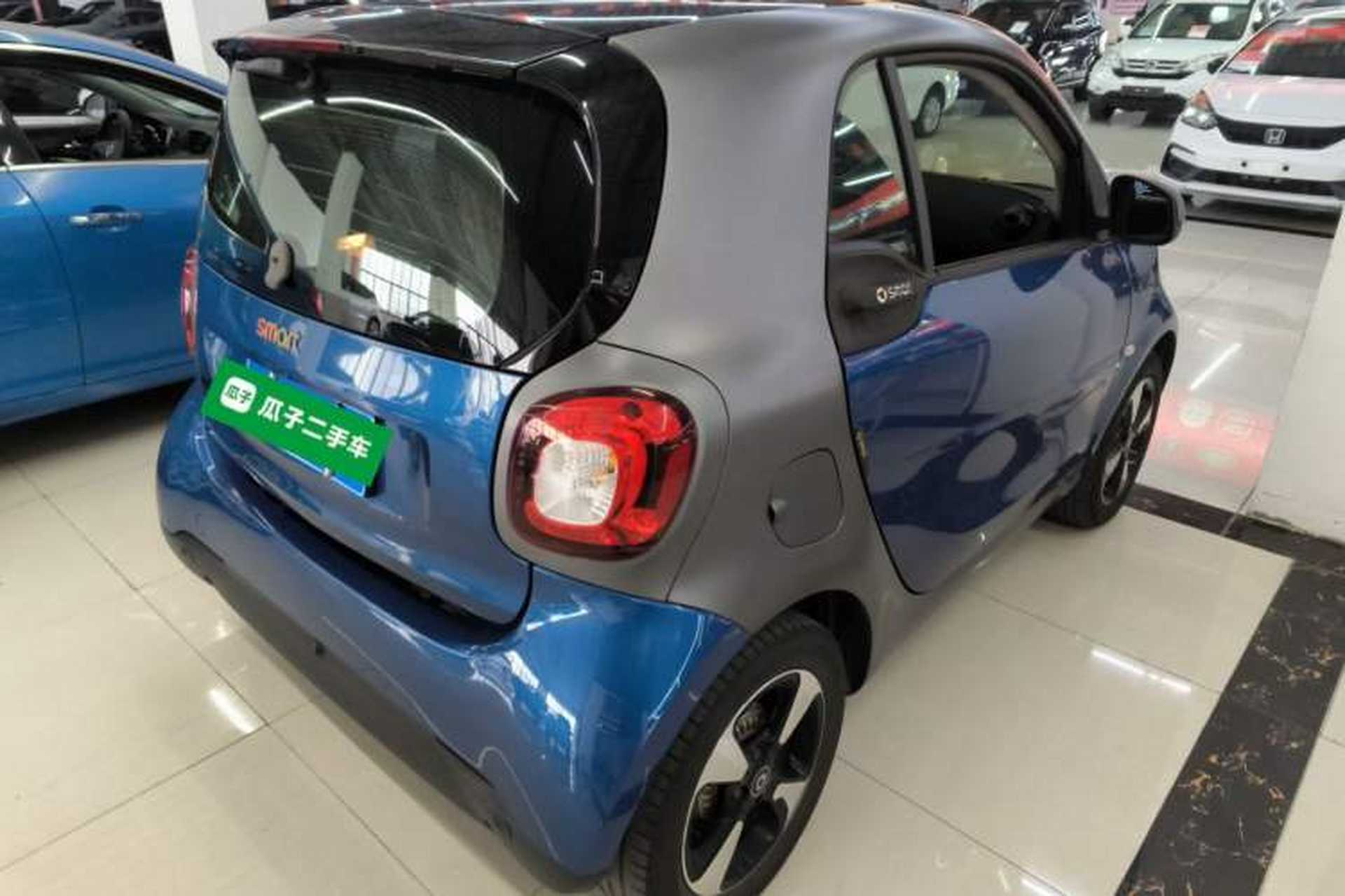 Used smart fortwo 2018 1.0L 52kW Hardtop Passion Edition China V Standard Rear Right 45 Deg