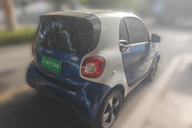 Used smart fortwo 2018 1.0L 52kW Hardtop Passion Edition China V Standard Rear Right 45 Deg