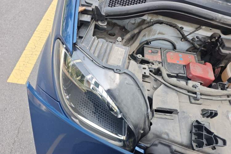 Used smart fortwo 2018 1.0L 52kW Hardtop Dynamic Version China V Right Front Headlight