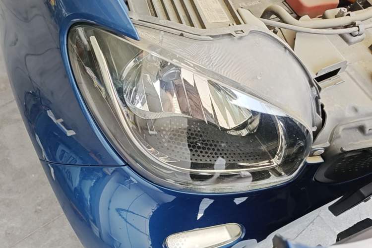 Used smart fortwo 2018 1.0L 52kW Hardtop Dynamic Version China V Right Front Headlight