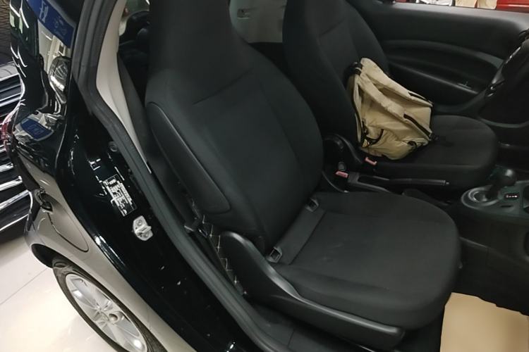 Used smart fortwo 2018 1.0L 52kW Hardtop Dynamic Version China V Right Front Seat