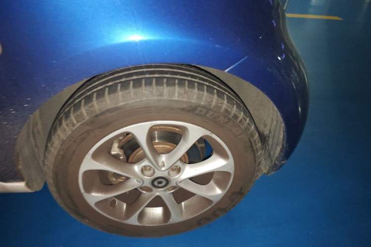 Used smart fortwo 2018 1.0L 52kW Hardtop Dynamic Version China V Right Front Wheel Hub