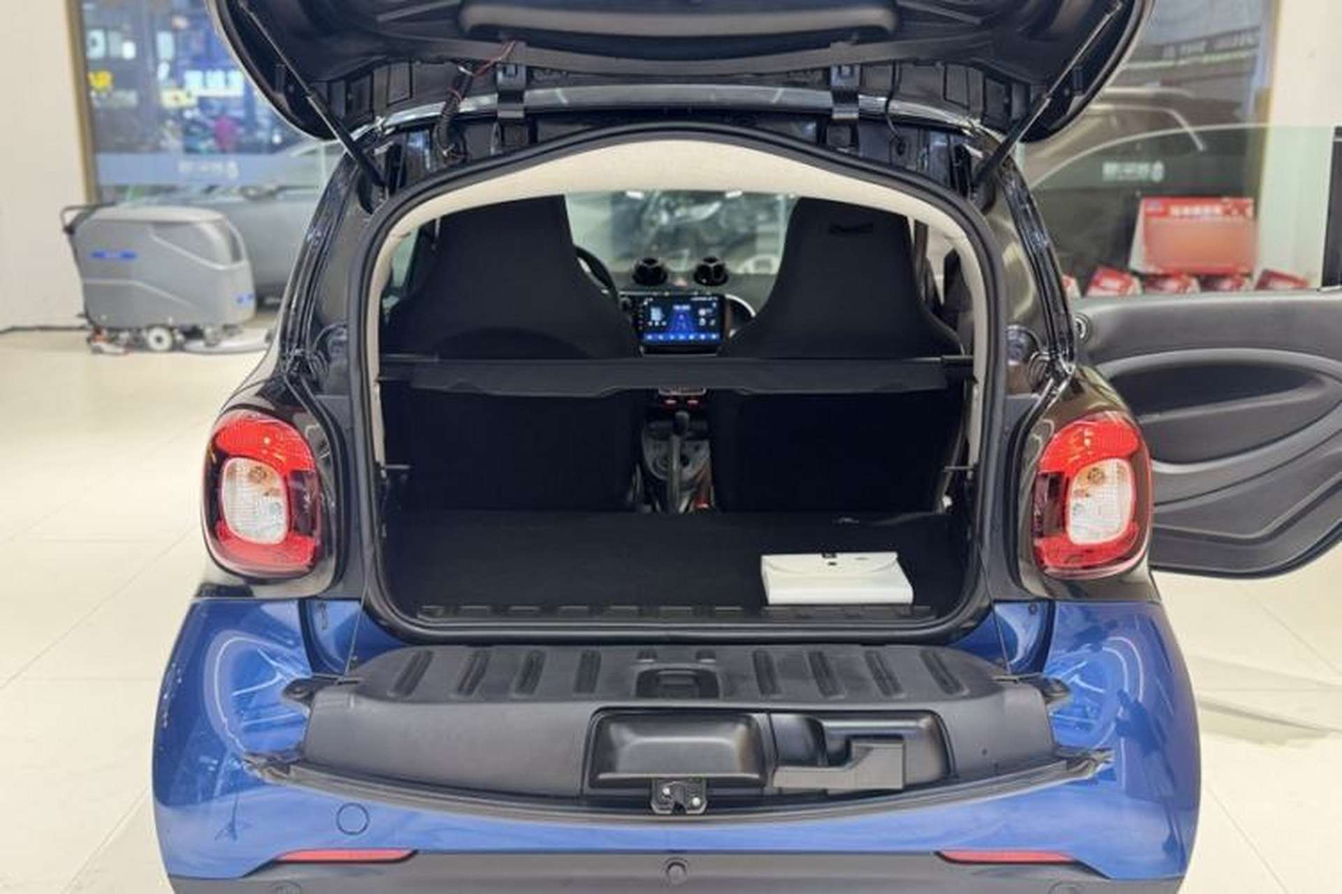 Used smart fortwo 2018 1.0L 52kW Hardtop Passion Edition China V Standard Trunk