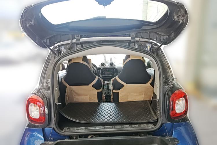 Used smart fortwo 2018 1.0L 52kW Hardtop Dynamic Version China V Trunk
