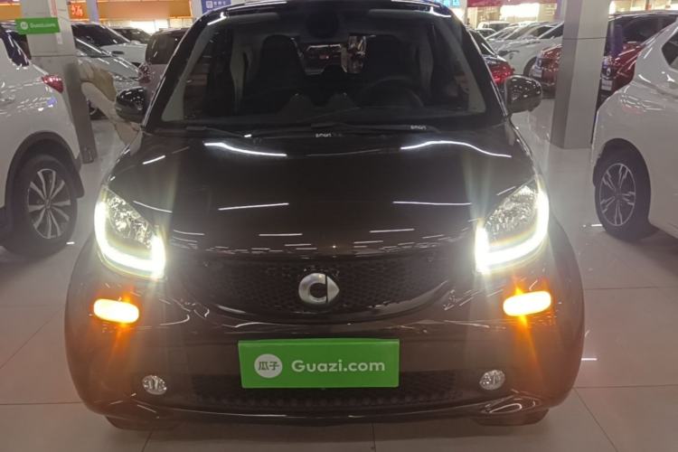Used smart fortwo 2018 0.9T 66 kW Chocolate Special Edition China V Standard Front