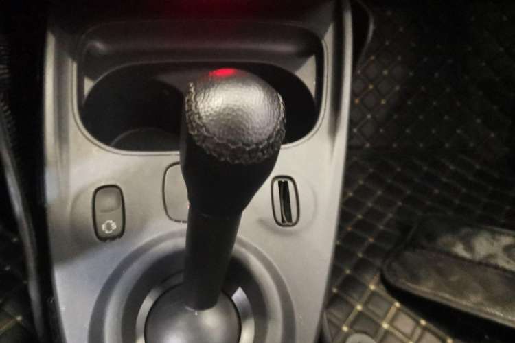 Used smart fortwo 2018 0.9T 66 kW Yaojin Special Edition China V Standard Gear Lever