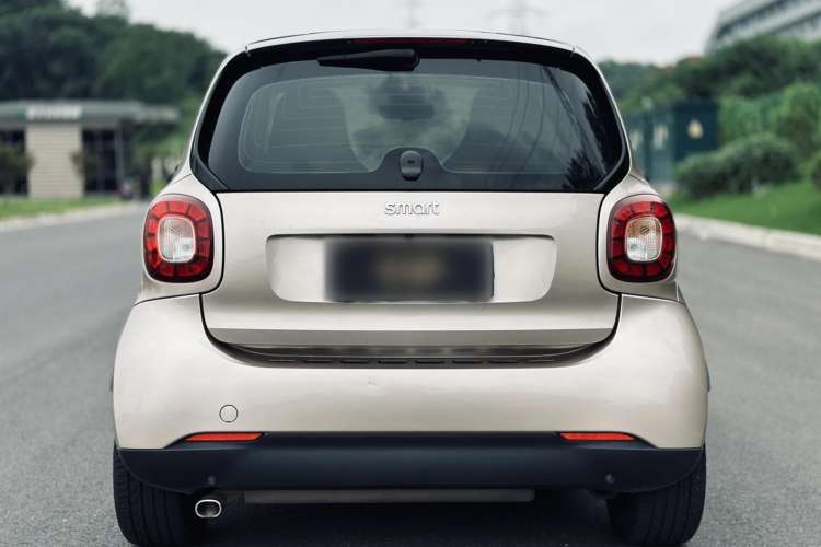 Used smart fortwo 2018 0.9T 66 kW Yaojin Special Edition China V Standard Rear