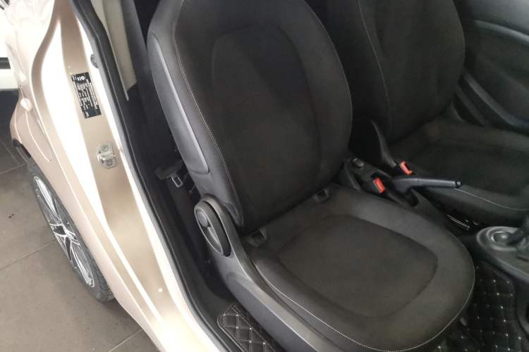 Used smart fortwo 2018 0.9T 66 kW Yaojin Special Edition China V Standard Right Front Seat