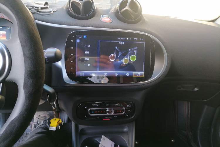 Used smart fortwo 2018 1.0L 52 kW Yaojin Special Edition China V Standard Audio And AC Panel