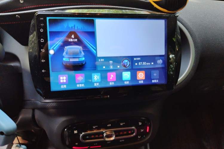 Used smart fortwo 2018 1.0L 52kW Hardtop Passion Edition China V Standard Audio And AC Panel