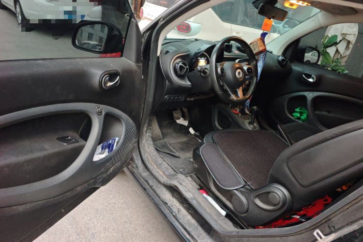 Used smart fortwo 2018 1.0L 52kW Hardtop Passion Edition China V Standard Driver Seat