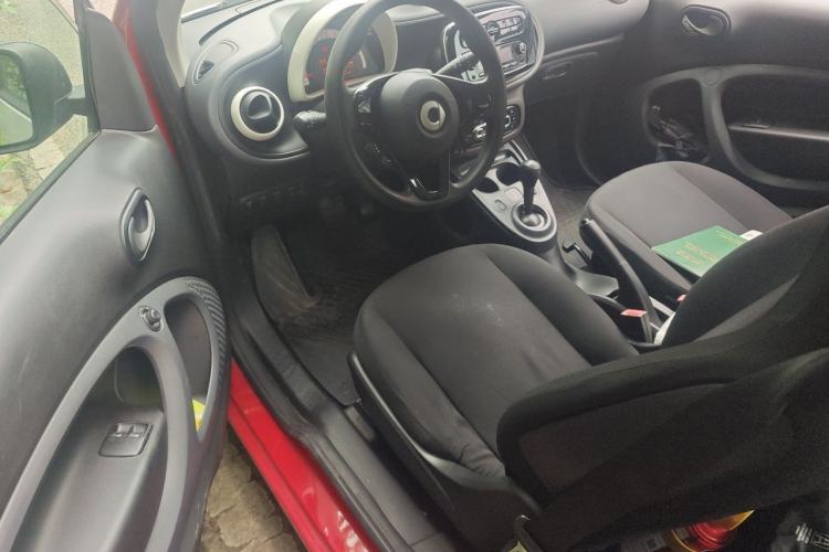 Used smart fortwo 2018 1.0L 52kW Hardtop Dynamic Version China V Driver Seat