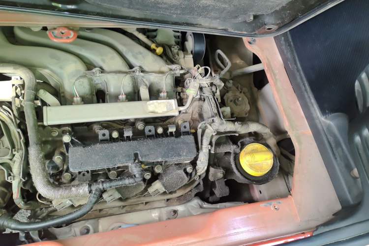 Used smart fortwo 2018 1.0L 52kW Hardtop Dynamic Version China V Engine Bay Left