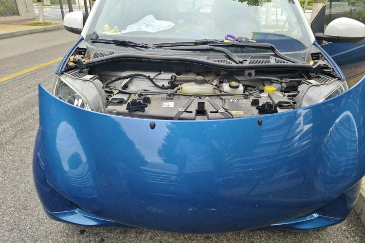 Used smart fortwo 2018 0.9T 66 kW Hardtop Sharp Edition China V Engine Bay