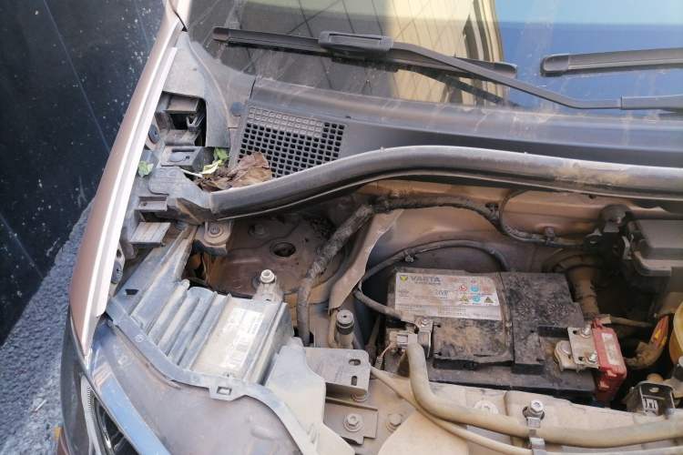 Used smart fortwo 2018 1.0L 52 kW Yaojin Special Edition China V Standard Engine Bay Right