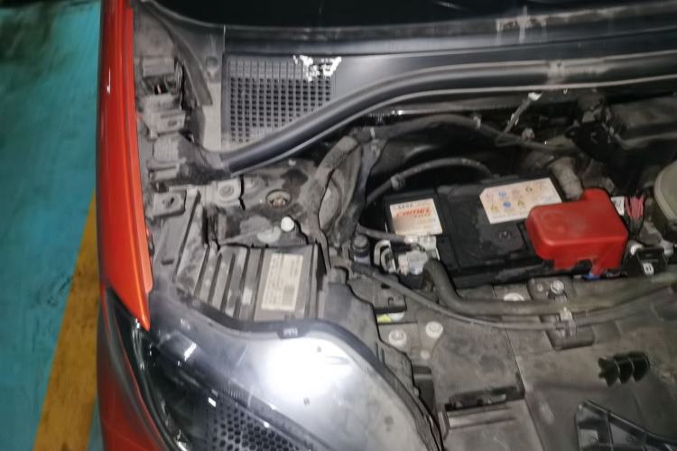 Used smart fortwo 2018 1.0L 52kW Hardtop Passion Edition China V Standard Engine Bay Right